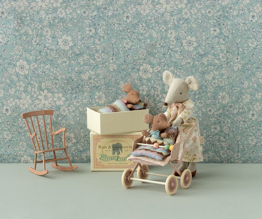 Maileg Sleepy Wakey Babymaus in Streichholzschachtel - Blau
