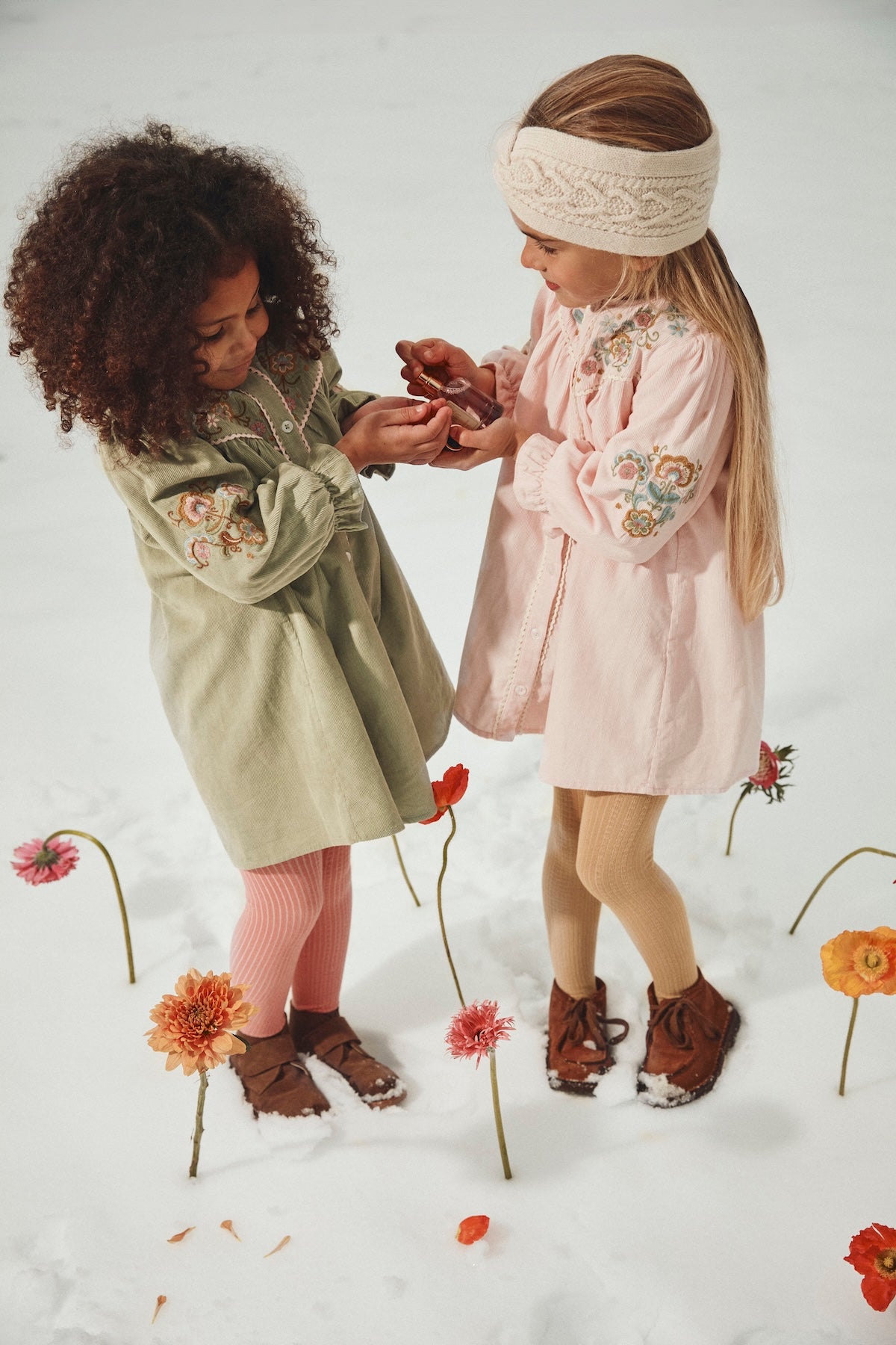 Louise Misha Stirnband Sidony Cream