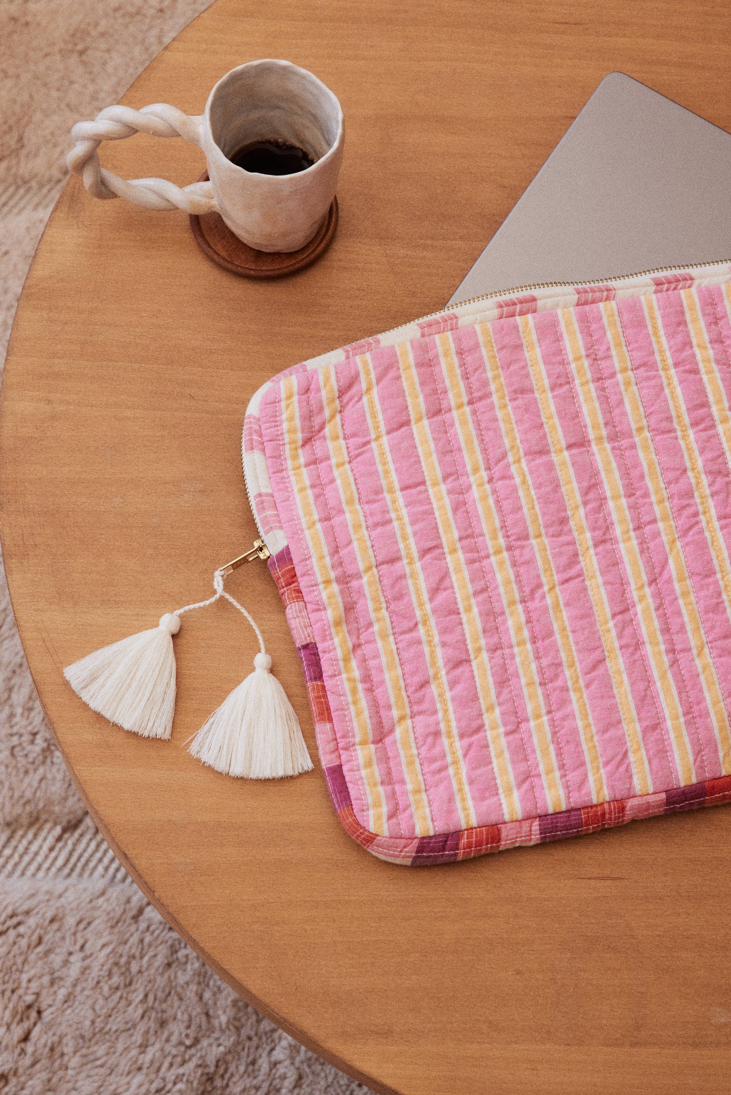 Louise Misha Laptop Pouch Hoa Cream Sun-Pink Stripes