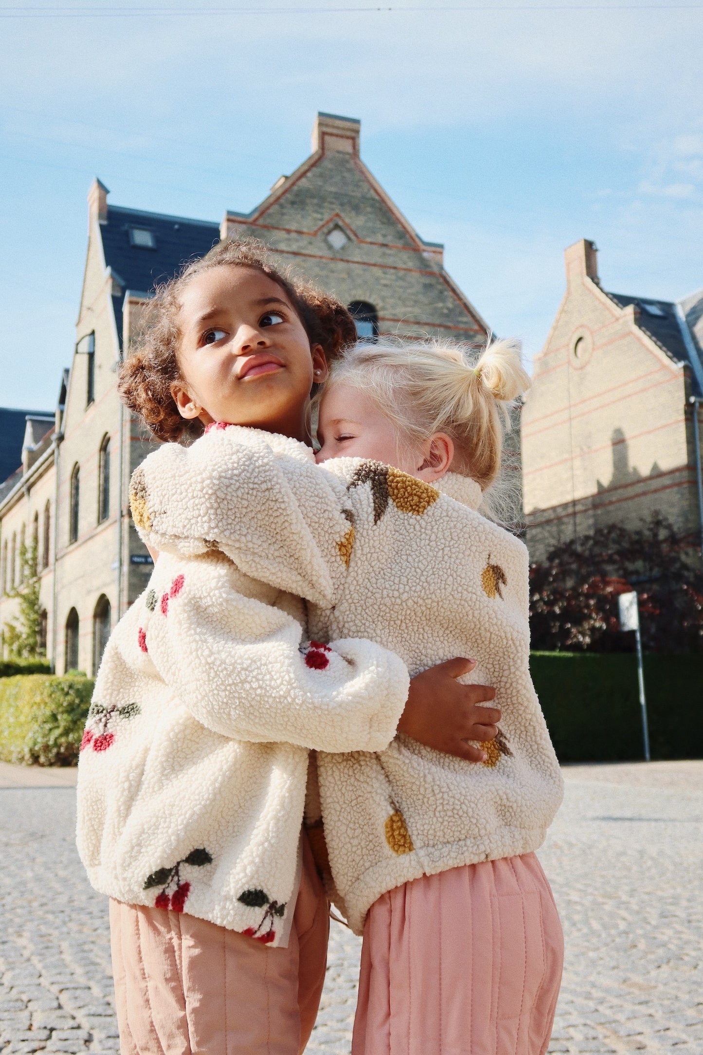 Konges Sløjd Jody Teddy Jacke Cherry