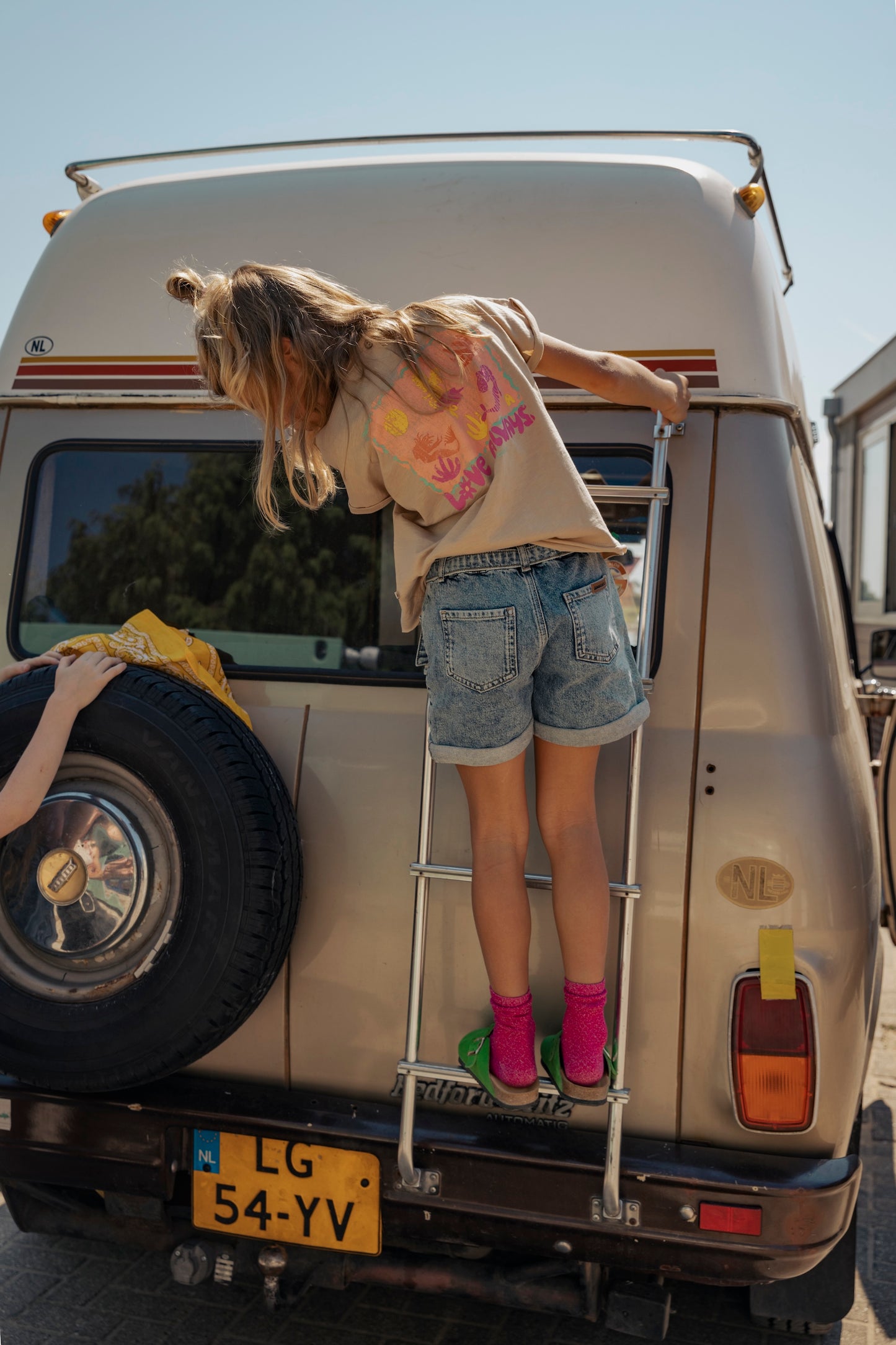 Ammehoela Shorts Jip Acid Bleached Denim