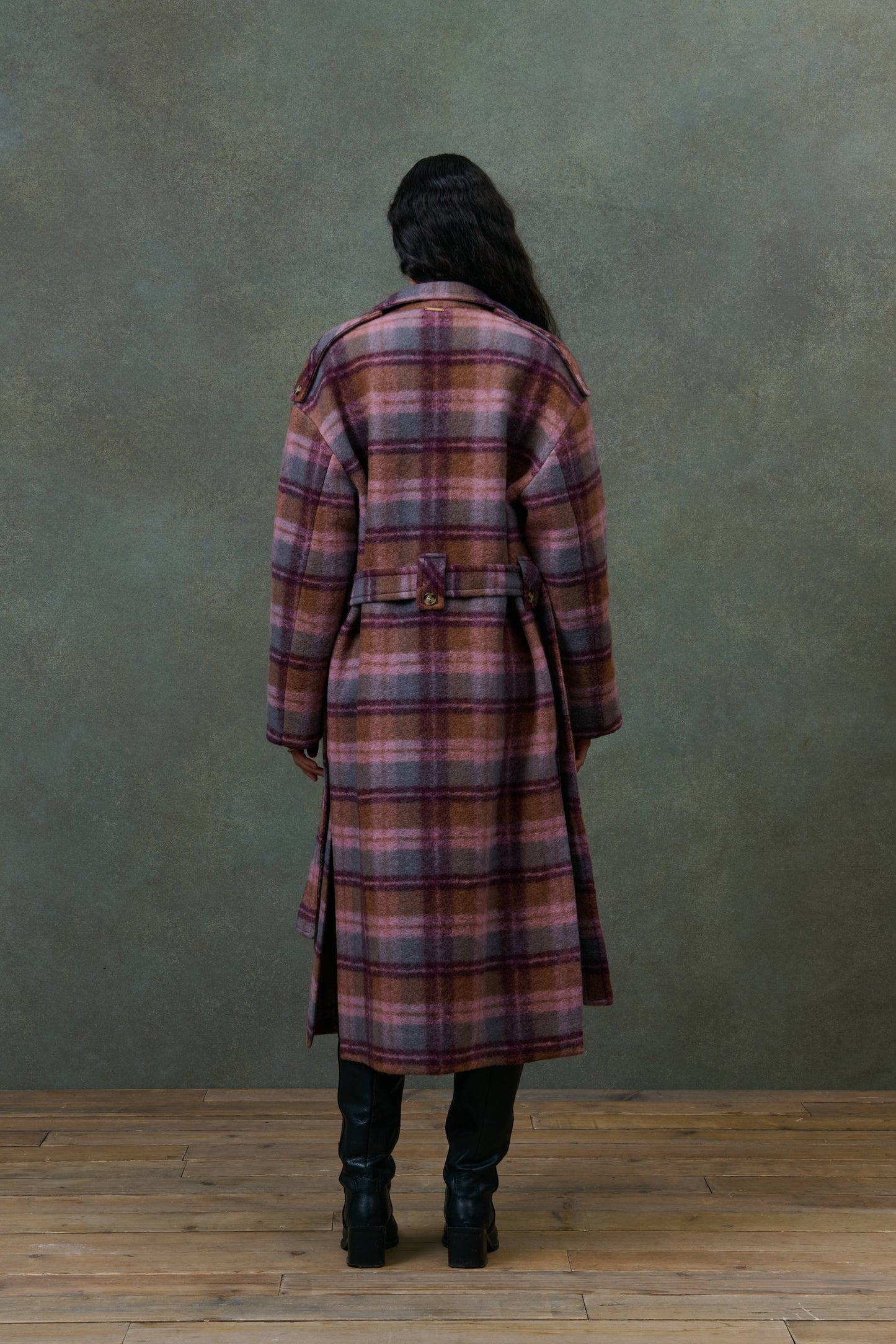 Louise Misha Mantel Thessy Sienna Maple Checks