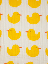 Lade das Bild in den Galerie-Viewer, Bobo Choses Rubber Duck All Over Musselintuch
