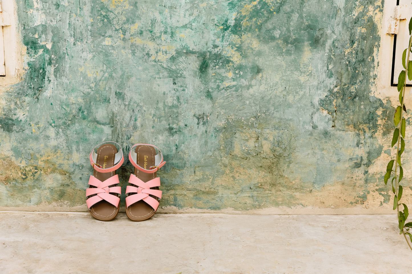 Salt-Water Sandals Original Pink