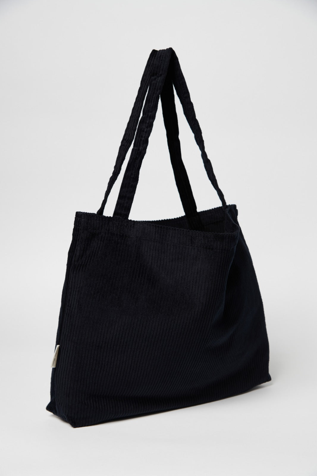 Studio Noos All Black Rib Mom Bag