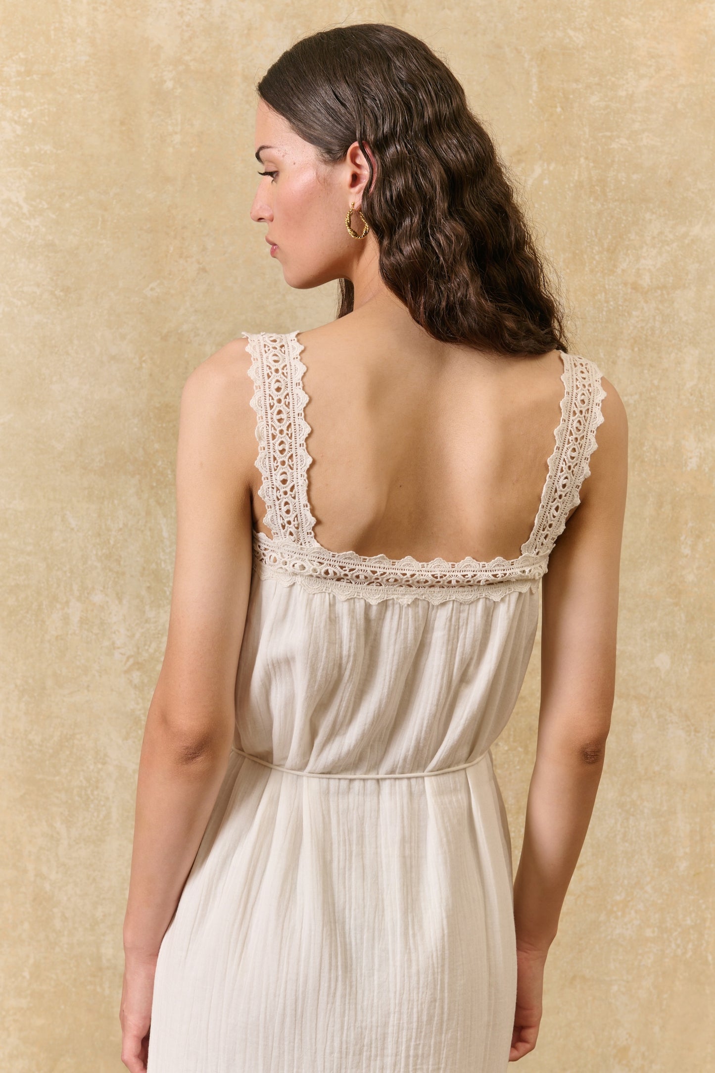 Louise Misha Kleid Madera Offwhite