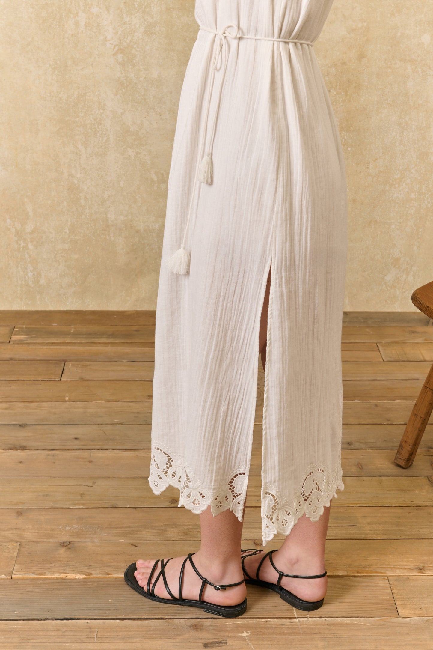 Louise Misha Kleid Madera Offwhite