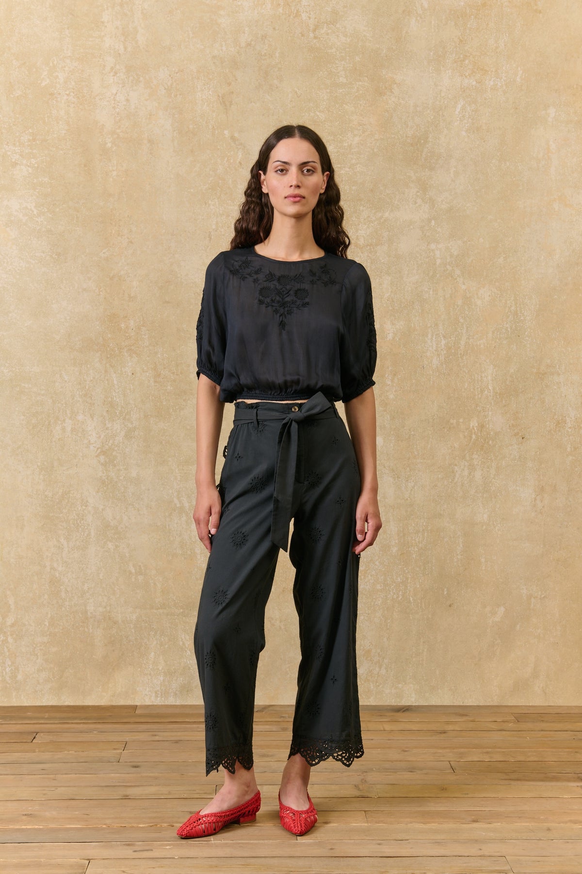 Louise Misha Hose Abuela Black Schiffli