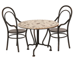 Maileg Esstisch mit zwei Stühlen