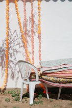 Lade das Bild in den Galerie-Viewer, Louise Misha Krabbeldecke Enoha Yellow Cream
