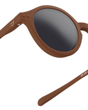 Lade das Bild in den Galerie-Viewer, Izipizi Sonnenbrille  Kids+ 3 - 5 Jahre Chocolate Grey Lenses #d
